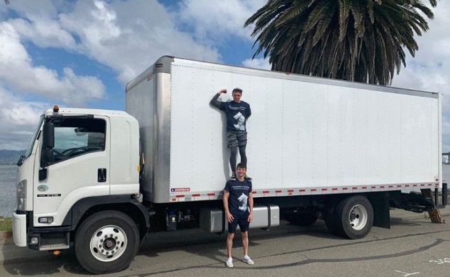 "California Movers Local & Long Distance Moving Company" Truck