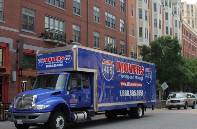 "495 Movers Inc" Truck