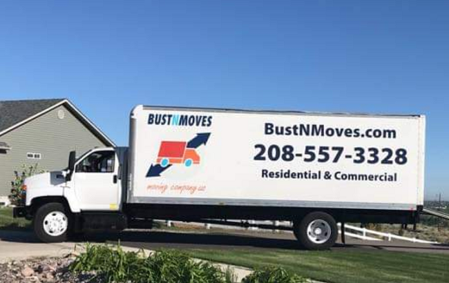 "BustNMoves Moving Company" Truck