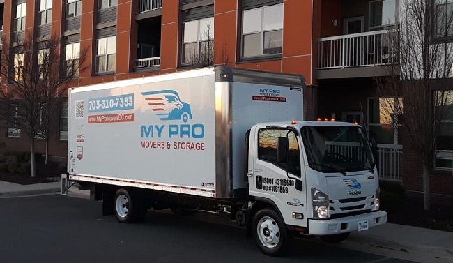 "MyPro Movers" Truck