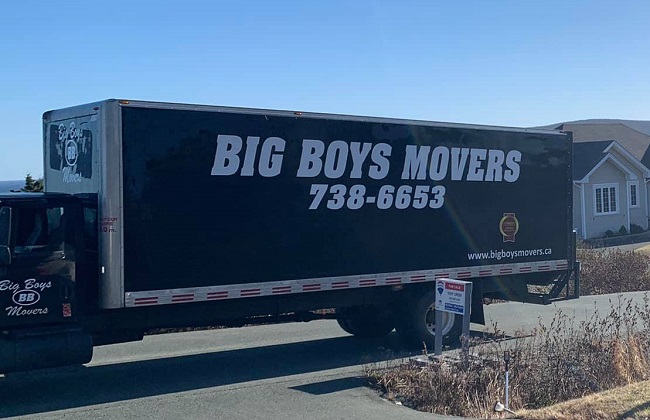 "Big Boys Movers" Truck