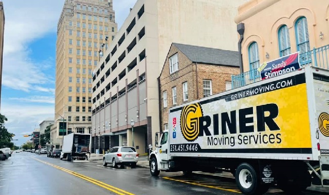 "Griner Moving Services - Mobile" Truck