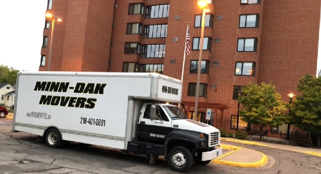 "MINN-DAK MOVERS" Truck
