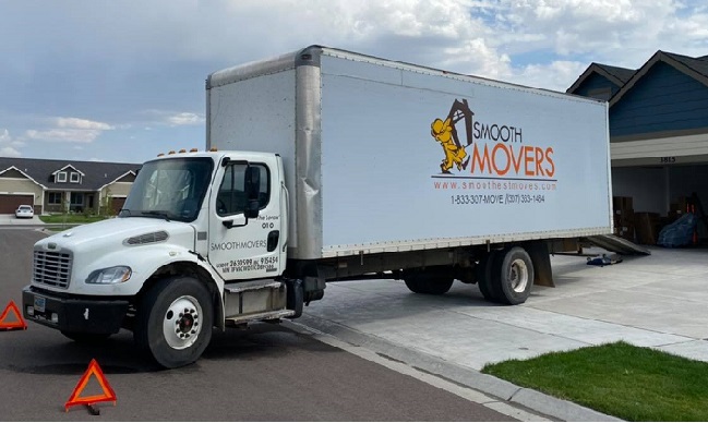 "Smooth Movers" Truck