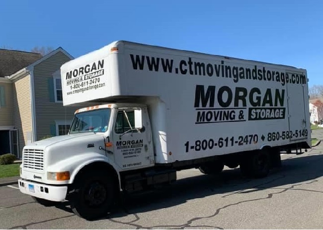 "Canadian CT Movers Inc." Truck