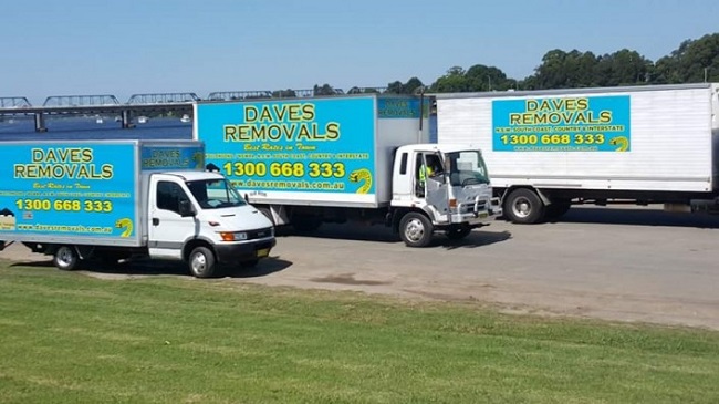 "Daves Removals and Storage" Truck