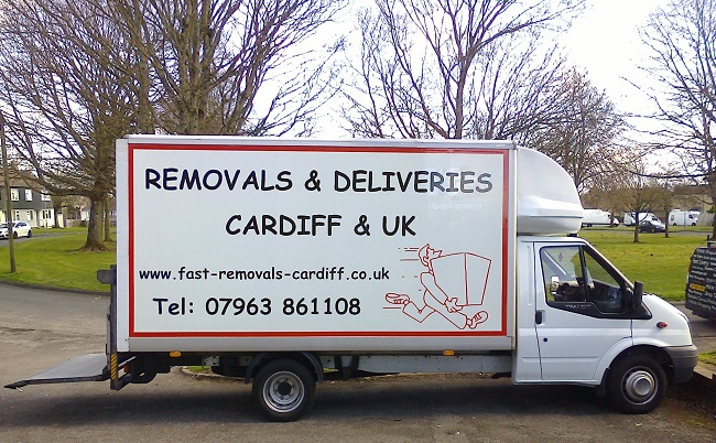 "Fast removals cardiff" Truck