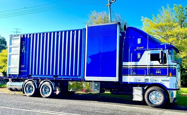 "Furniture Removals Of Tasmania" Truck