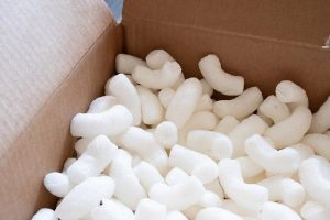 Packing peanuts - Best Packing Material For Moving