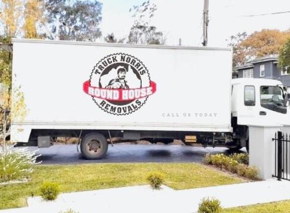 "Truck Norris Round House Removals" Truck